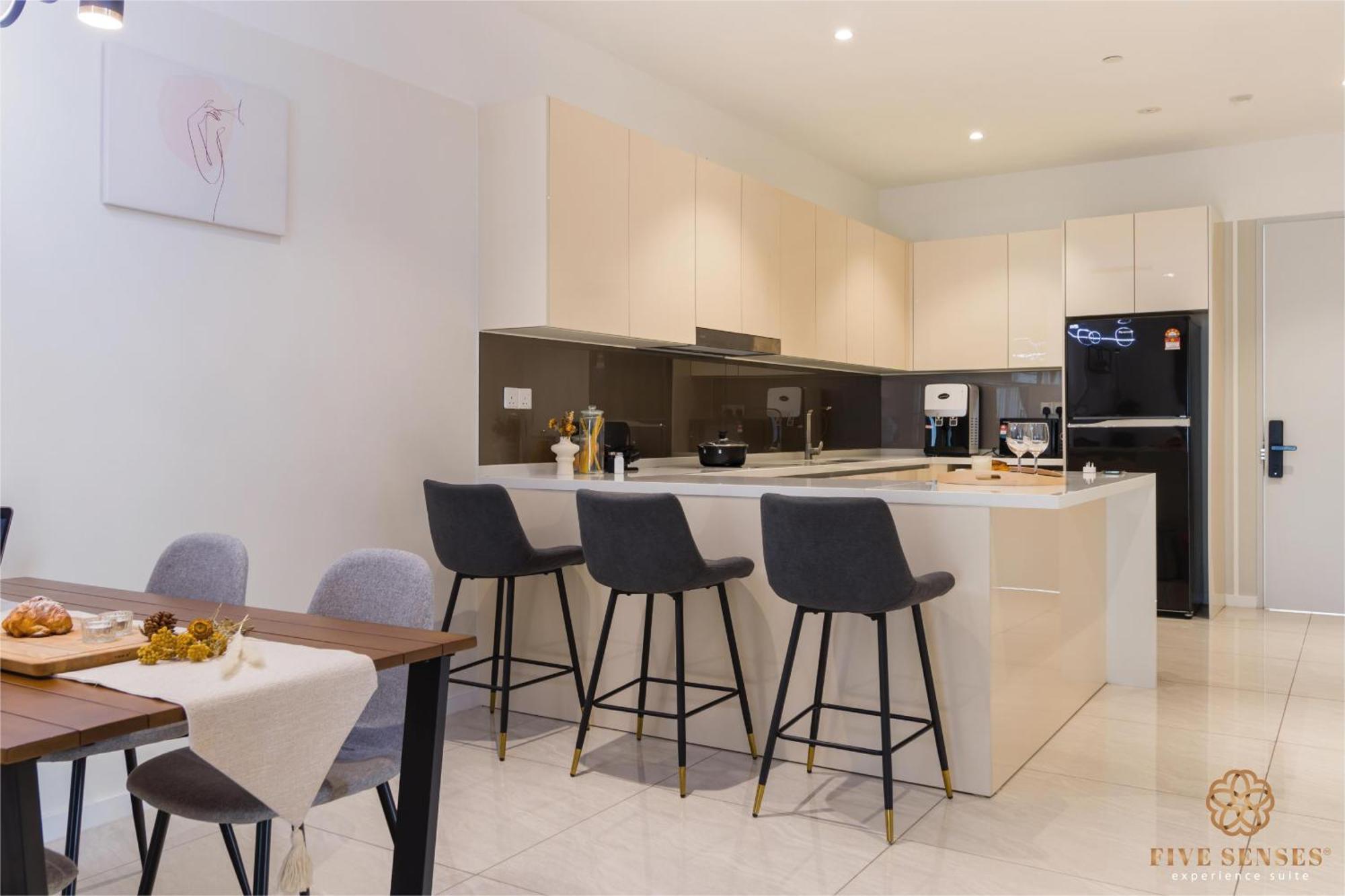 Quill City Residences Klcc, Five Senses Kuala Lumpur Room photo